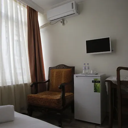 Puffin Hotel 2*